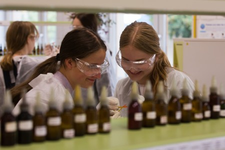 warszaty w K Chemii Leków_ laboratorium. Kliknij, aby powiększyć zdjęcie.